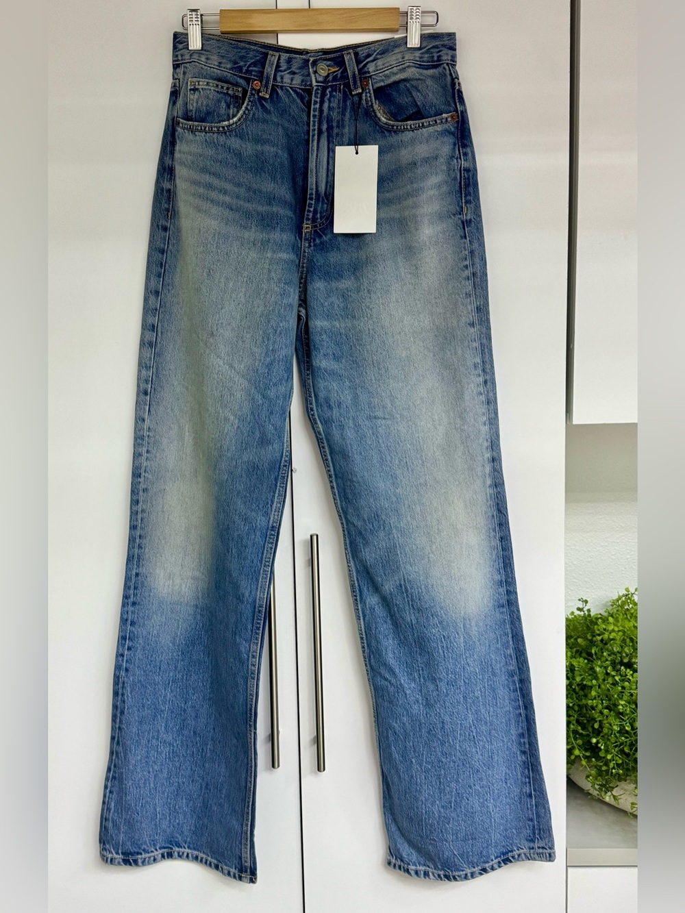 Zara Light Blue Straight-Leg Women's Jeans